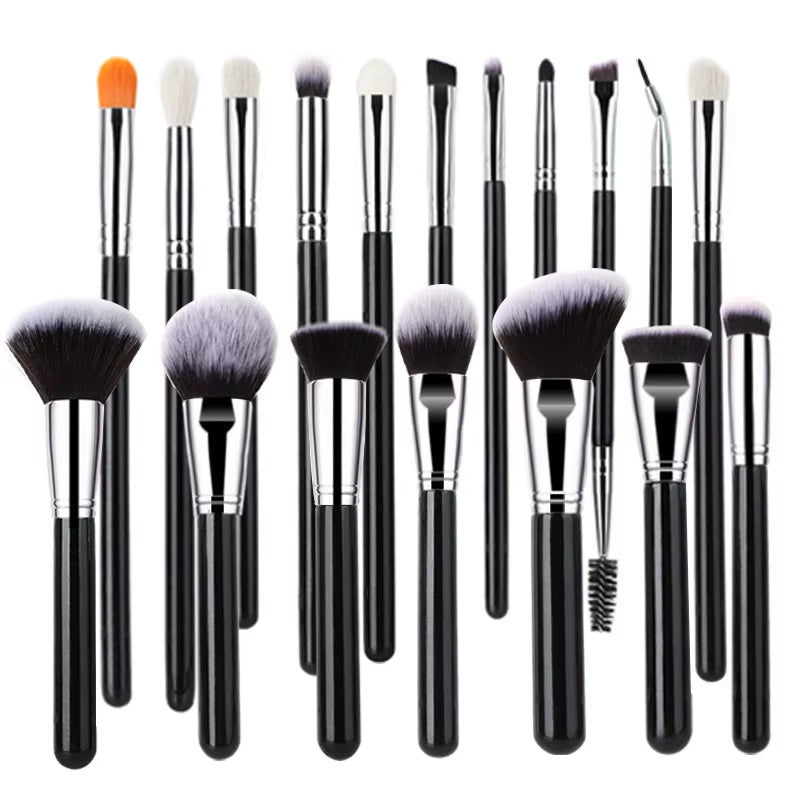 HMU High Quality Private Label Professional Black Silver Vegan Cruelty Free 18Pcs Makeup Brush Set for Professional Makeup